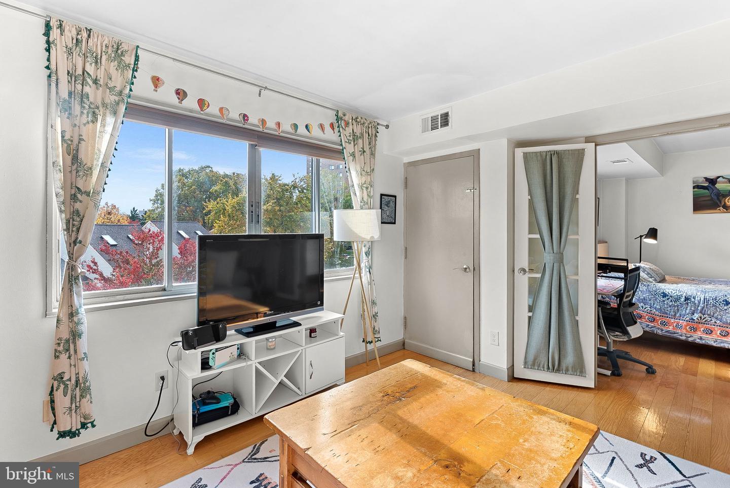 5340 HOLMES RUN PKWY #400, ALEXANDRIA, Virginia 22304, 1 Bedroom Bedrooms, ,1 BathroomBathrooms,Residential,For sale,5340 HOLMES RUN PKWY #400,VAAX2051336 MLS # VAAX2051336 5340 HOLMES RUN PKWY #400, ALEXANDRIA, Virginia 22304, 1 Bedroom Bedrooms, ,1 BathroomBathrooms,Residential,For sale,5340 HOLMES RUN PKWY #400,VAAX2051336 MLS # VAAX2051336