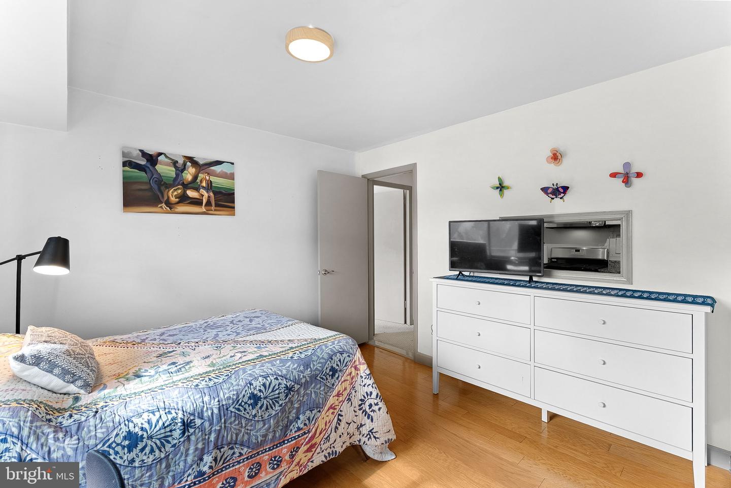 5340 HOLMES RUN PKWY #400, ALEXANDRIA, Virginia 22304, 1 Bedroom Bedrooms, ,1 BathroomBathrooms,Residential,For sale,5340 HOLMES RUN PKWY #400,VAAX2051336 MLS # VAAX2051336 5340 HOLMES RUN PKWY #400, ALEXANDRIA, Virginia 22304, 1 Bedroom Bedrooms, ,1 BathroomBathrooms,Residential,For sale,5340 HOLMES RUN PKWY #400,VAAX2051336 MLS # VAAX2051336