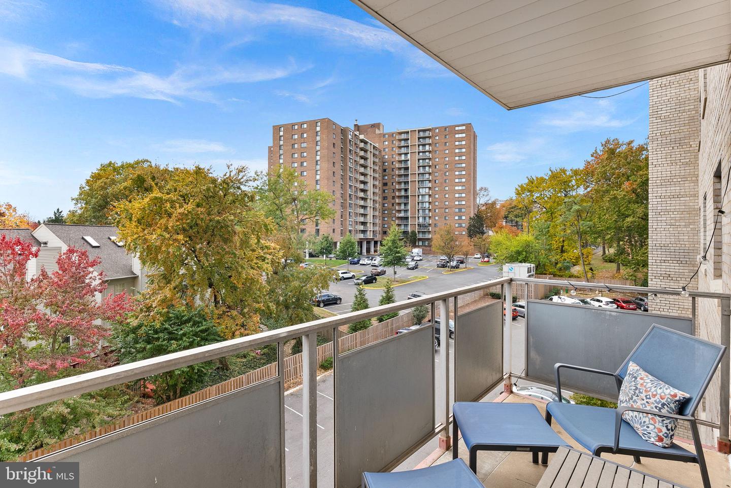 5340 HOLMES RUN PKWY #400, ALEXANDRIA, Virginia 22304, 1 Bedroom Bedrooms, ,1 BathroomBathrooms,Residential,For sale,5340 HOLMES RUN PKWY #400,VAAX2051336 MLS # VAAX2051336 5340 HOLMES RUN PKWY #400, ALEXANDRIA, Virginia 22304, 1 Bedroom Bedrooms, ,1 BathroomBathrooms,Residential,For sale,5340 HOLMES RUN PKWY #400,VAAX2051336 MLS # VAAX2051336