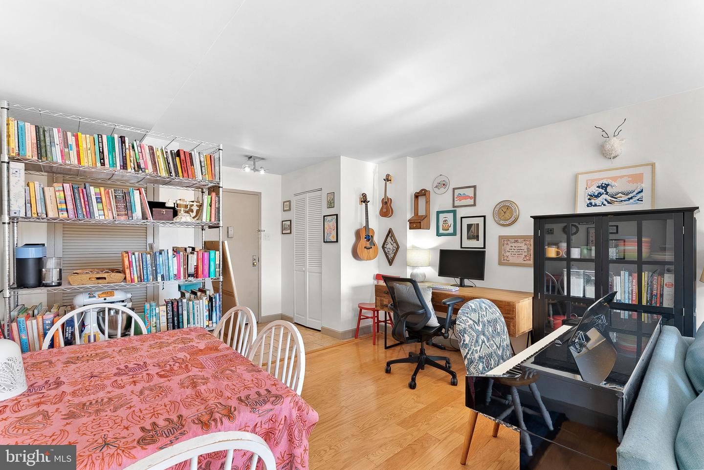 5340 HOLMES RUN PKWY #400, ALEXANDRIA, Virginia 22304, 1 Bedroom Bedrooms, ,1 BathroomBathrooms,Residential,For sale,5340 HOLMES RUN PKWY #400,VAAX2051336 MLS # VAAX2051336 5340 HOLMES RUN PKWY #400, ALEXANDRIA, Virginia 22304, 1 Bedroom Bedrooms, ,1 BathroomBathrooms,Residential,For sale,5340 HOLMES RUN PKWY #400,VAAX2051336 MLS # VAAX2051336