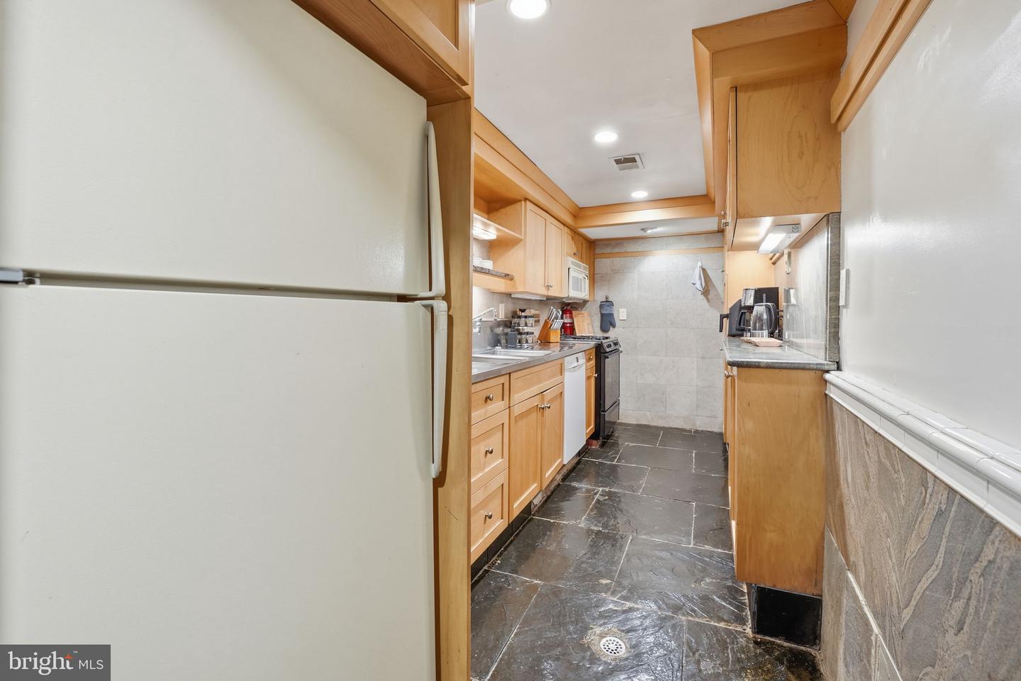 304 N ALFRED ST, ALEXANDRIA, Virginia 22314, 2 Bedrooms Bedrooms, ,2 BathroomsBathrooms,Residential,For sale,304 N ALFRED ST,VAAX2051308 MLS # VAAX2051308 304 N ALFRED ST, ALEXANDRIA, Virginia 22314, 2 Bedrooms Bedrooms, ,2 BathroomsBathrooms,Residential,For sale,304 N ALFRED ST,VAAX2051308 MLS # VAAX2051308