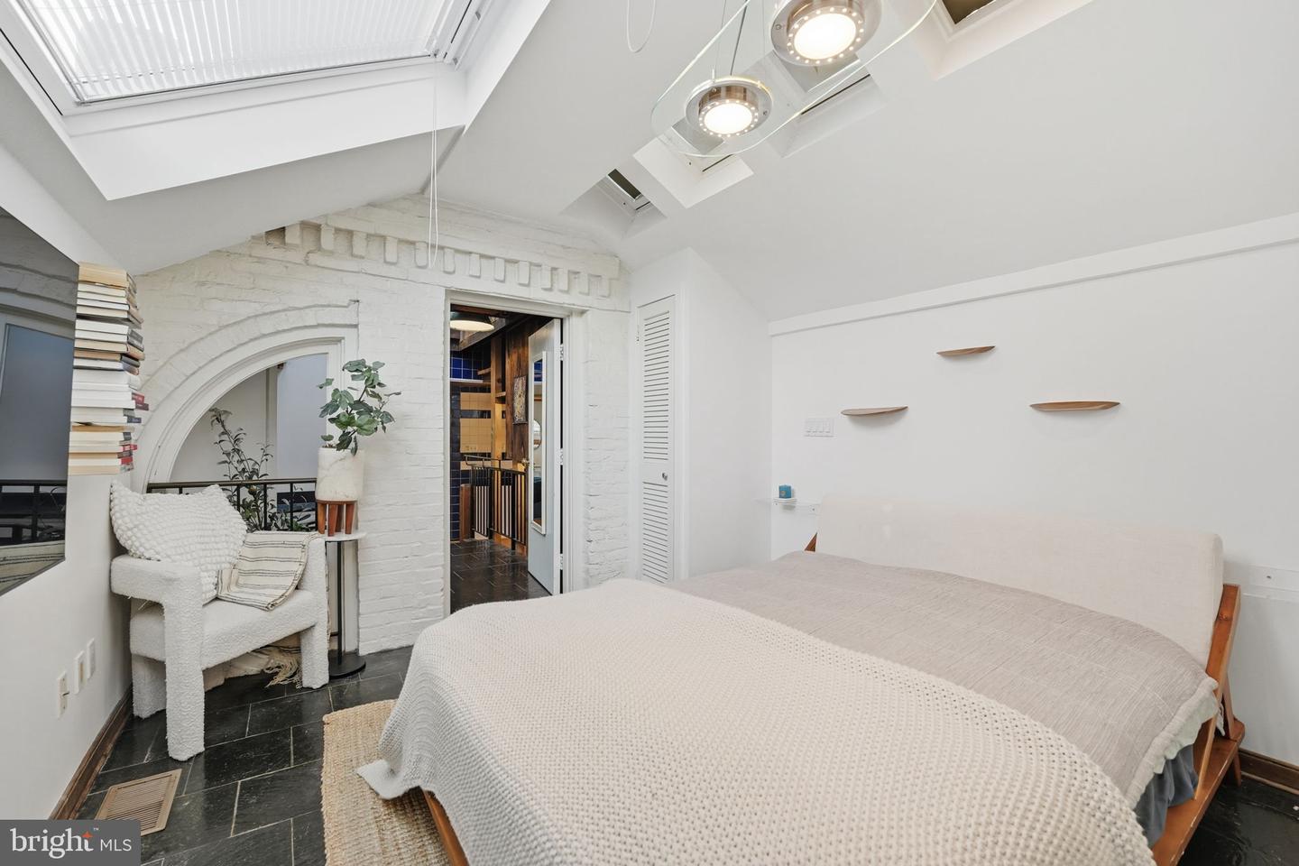 304 N ALFRED ST, ALEXANDRIA, Virginia 22314, 2 Bedrooms Bedrooms, ,2 BathroomsBathrooms,Residential,For sale,304 N ALFRED ST,VAAX2051308 MLS # VAAX2051308 304 N ALFRED ST, ALEXANDRIA, Virginia 22314, 2 Bedrooms Bedrooms, ,2 BathroomsBathrooms,Residential,For sale,304 N ALFRED ST,VAAX2051308 MLS # VAAX2051308