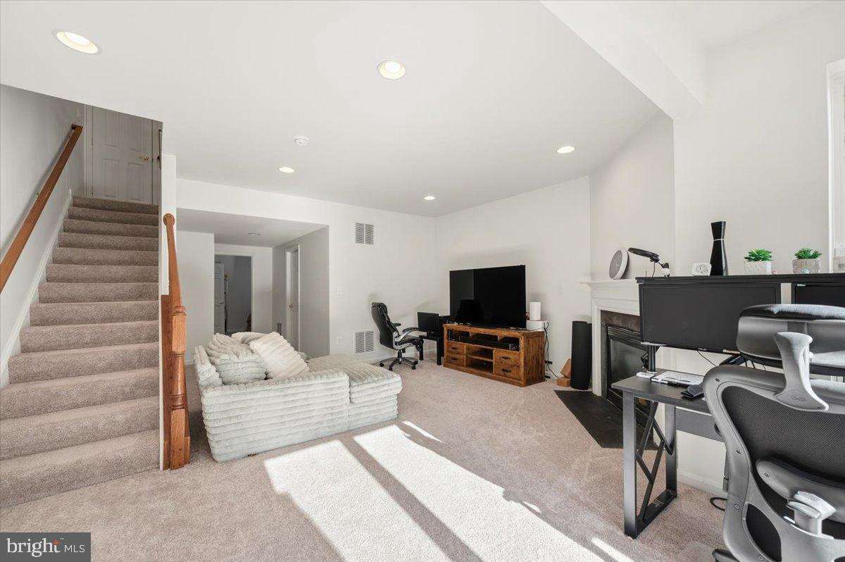 561 EDMONTON NE, LEESBURG, Virginia 20176, 2 Bedrooms Bedrooms, 11 Rooms Rooms,3 BathroomsBathrooms,Residential,For sale,561 EDMONTON NE,VALO2110344 MLS # VALO2110344 561 EDMONTON NE, LEESBURG, Virginia 20176, 2 Bedrooms Bedrooms, 11 Rooms Rooms,3 BathroomsBathrooms,Residential,For sale,561 EDMONTON NE,VALO2110344 MLS # VALO2110344