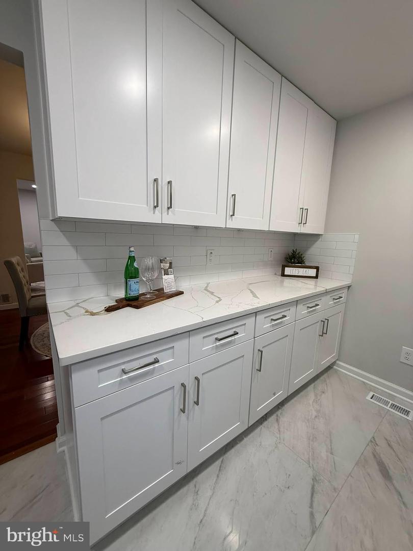 8580 TYROLEAN WAY, SPRINGFIELD, Virginia 22153, 3 Bedrooms Bedrooms, ,3 BathroomsBathrooms,Residential,For sale,8580 TYROLEAN WAY,VAFX2277258 MLS # VAFX2277258 8580 TYROLEAN WAY, SPRINGFIELD, Virginia 22153, 3 Bedrooms Bedrooms, ,3 BathroomsBathrooms,Residential,For sale,8580 TYROLEAN WAY,VAFX2277258 MLS # VAFX2277258