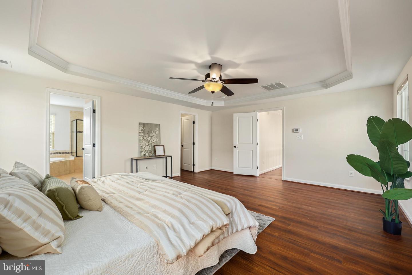 42174 WINNING GLORY DR, ALDIE, Virginia 20105, 4 Bedrooms Bedrooms, ,3 BathroomsBathrooms,Residential,For sale,42174 WINNING GLORY DR,VALO2110360 MLS # VALO2110360 42174 WINNING GLORY DR, ALDIE, Virginia 20105, 4 Bedrooms Bedrooms, ,3 BathroomsBathrooms,Residential,For sale,42174 WINNING GLORY DR,VALO2110360 MLS # VALO2110360