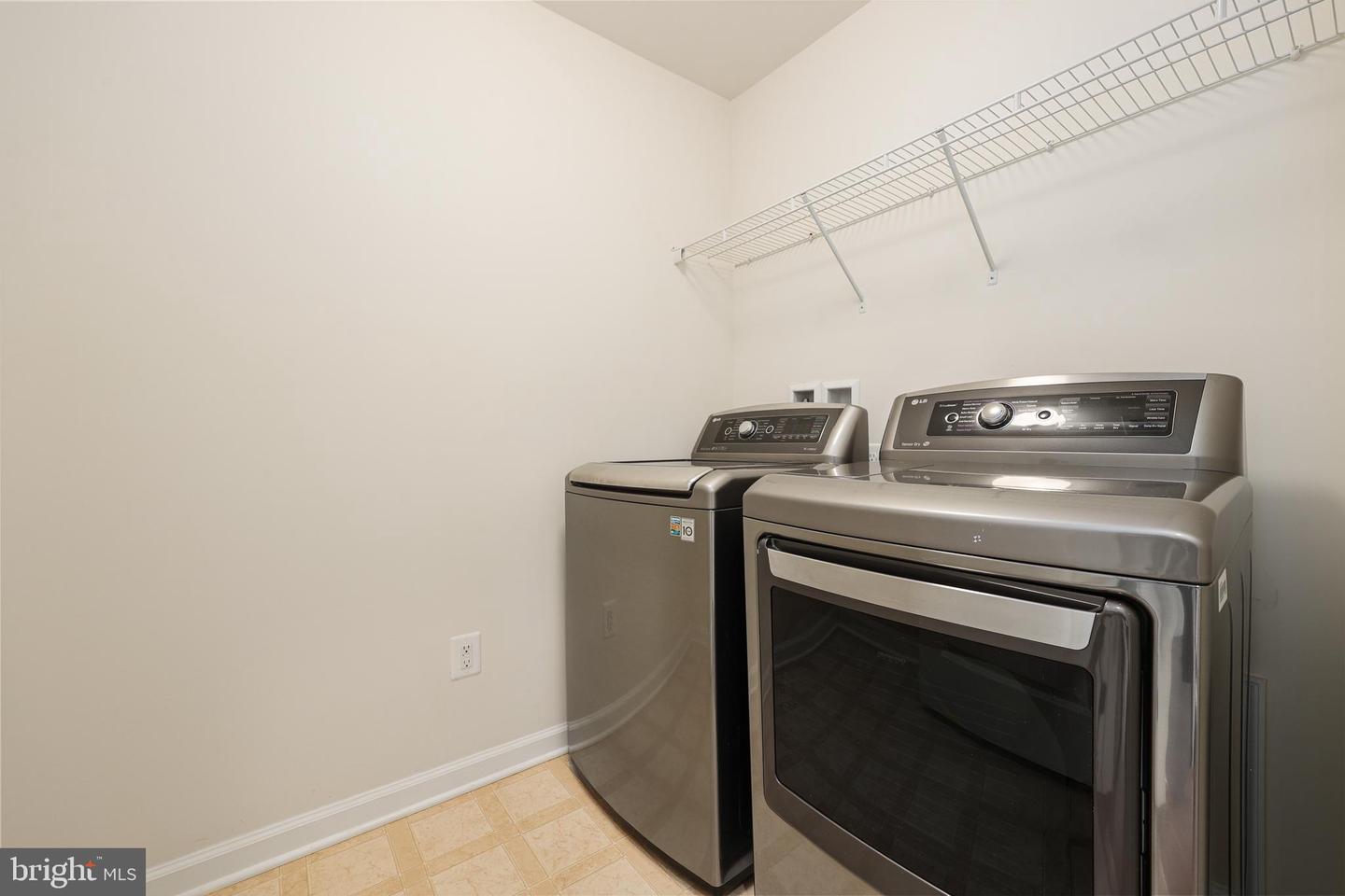 42174 WINNING GLORY DR, ALDIE, Virginia 20105, 4 Bedrooms Bedrooms, ,3 BathroomsBathrooms,Residential,For sale,42174 WINNING GLORY DR,VALO2110360 MLS # VALO2110360 42174 WINNING GLORY DR, ALDIE, Virginia 20105, 4 Bedrooms Bedrooms, ,3 BathroomsBathrooms,Residential,For sale,42174 WINNING GLORY DR,VALO2110360 MLS # VALO2110360