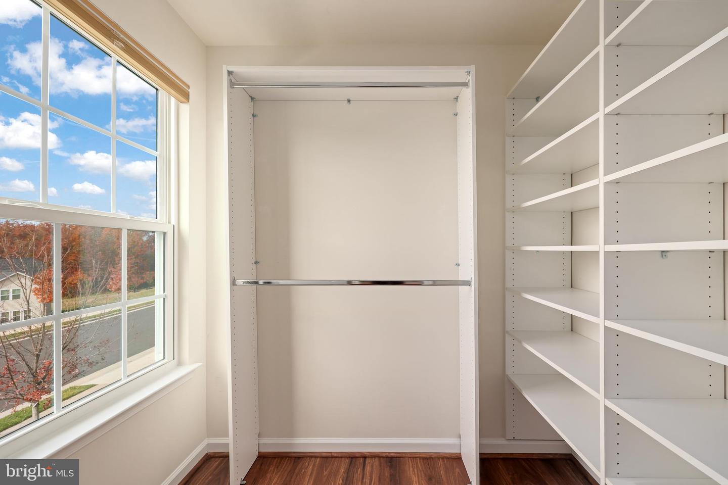 42174 WINNING GLORY DR, ALDIE, Virginia 20105, 4 Bedrooms Bedrooms, ,3 BathroomsBathrooms,Residential,For sale,42174 WINNING GLORY DR,VALO2110360 MLS # VALO2110360 42174 WINNING GLORY DR, ALDIE, Virginia 20105, 4 Bedrooms Bedrooms, ,3 BathroomsBathrooms,Residential,For sale,42174 WINNING GLORY DR,VALO2110360 MLS # VALO2110360