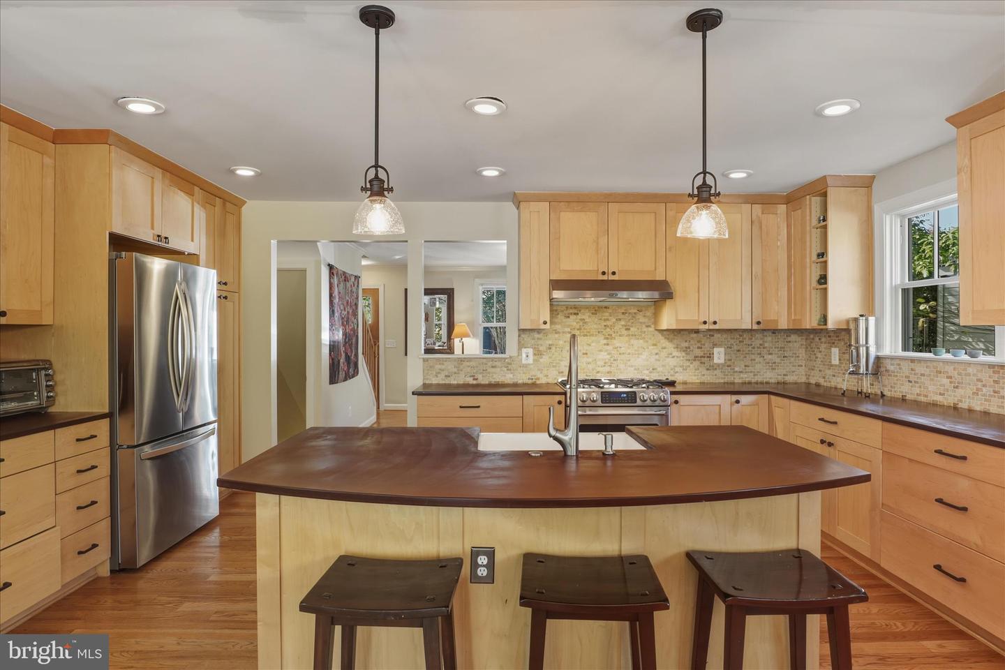 2325 S BUCHANAN ST, ARLINGTON, Virginia 22206, 4 Bedrooms Bedrooms, ,3 BathroomsBathrooms,Residential,For sale,2325 S BUCHANAN ST,VAAR2065614 MLS # VAAR2065614 2325 S BUCHANAN ST, ARLINGTON, Virginia 22206, 4 Bedrooms Bedrooms, ,3 BathroomsBathrooms,Residential,For sale,2325 S BUCHANAN ST,VAAR2065614 MLS # VAAR2065614