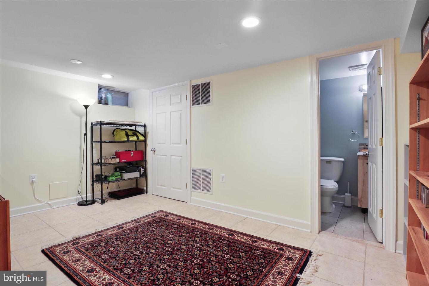 2325 S BUCHANAN ST, ARLINGTON, Virginia 22206, 4 Bedrooms Bedrooms, ,3 BathroomsBathrooms,Residential,For sale,2325 S BUCHANAN ST,VAAR2065614 MLS # VAAR2065614 2325 S BUCHANAN ST, ARLINGTON, Virginia 22206, 4 Bedrooms Bedrooms, ,3 BathroomsBathrooms,Residential,For sale,2325 S BUCHANAN ST,VAAR2065614 MLS # VAAR2065614