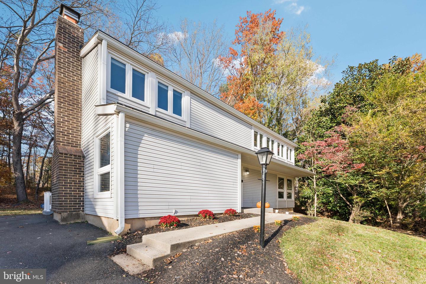 11234 HUNTING HORN LN, RESTON, Virginia 20191, 4 Bedrooms Bedrooms, ,2 BathroomsBathrooms,Residential,For sale,11234 HUNTING HORN LN,VAFX2277248 MLS # VAFX2277248 11234 HUNTING HORN LN, RESTON, Virginia 20191, 4 Bedrooms Bedrooms, ,2 BathroomsBathrooms,Residential,For sale,11234 HUNTING HORN LN,VAFX2277248 MLS # VAFX2277248