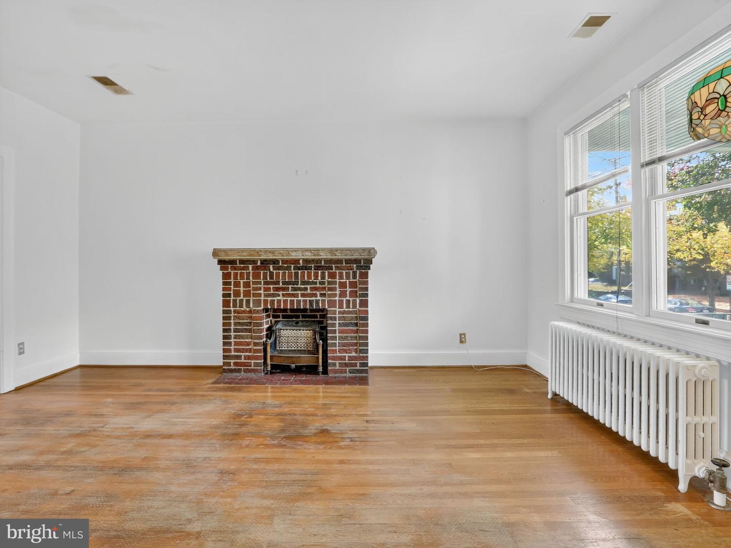 2413 39TH ST NW, WASHINGTON, District Of Columbia 20007, 3 Bedrooms Bedrooms, ,2 BathroomsBathrooms,Residential,For sale,2413 39TH ST NW,DCDC2229956 MLS # DCDC2229956 2413 39TH ST NW, WASHINGTON, District Of Columbia 20007, 3 Bedrooms Bedrooms, ,2 BathroomsBathrooms,Residential,For sale,2413 39TH ST NW,DCDC2229956 MLS # DCDC2229956