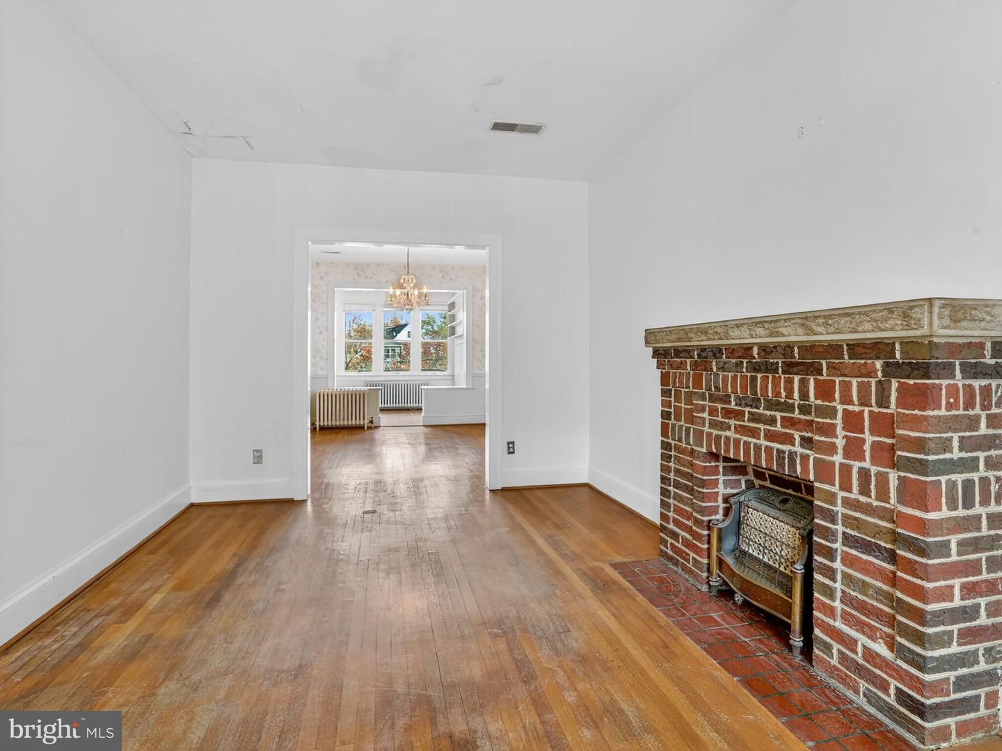 2413 39TH ST NW, WASHINGTON, District Of Columbia 20007, 3 Bedrooms Bedrooms, ,2 BathroomsBathrooms,Residential,For sale,2413 39TH ST NW,DCDC2229956 MLS # DCDC2229956 2413 39TH ST NW, WASHINGTON, District Of Columbia 20007, 3 Bedrooms Bedrooms, ,2 BathroomsBathrooms,Residential,For sale,2413 39TH ST NW,DCDC2229956 MLS # DCDC2229956