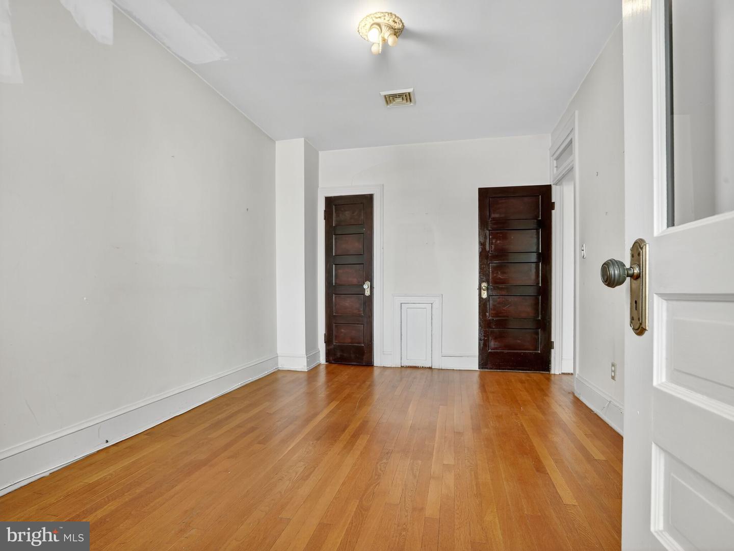 2413 39TH ST NW, WASHINGTON, District Of Columbia 20007, 3 Bedrooms Bedrooms, ,2 BathroomsBathrooms,Residential,For sale,2413 39TH ST NW,DCDC2229956 MLS # DCDC2229956 2413 39TH ST NW, WASHINGTON, District Of Columbia 20007, 3 Bedrooms Bedrooms, ,2 BathroomsBathrooms,Residential,For sale,2413 39TH ST NW,DCDC2229956 MLS # DCDC2229956