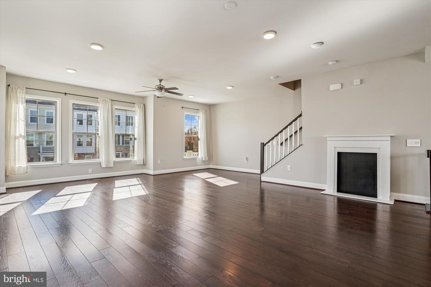 2073 ALDER LN, DUMFRIES, Virginia 22026, 3 Bedrooms Bedrooms, ,2 BathroomsBathrooms,Residential,For sale,2073 ALDER LN,VAPW2107162 MLS # VAPW2107162 2073 ALDER LN, DUMFRIES, Virginia 22026, 3 Bedrooms Bedrooms, ,2 BathroomsBathrooms,Residential,For sale,2073 ALDER LN,VAPW2107162 MLS # VAPW2107162