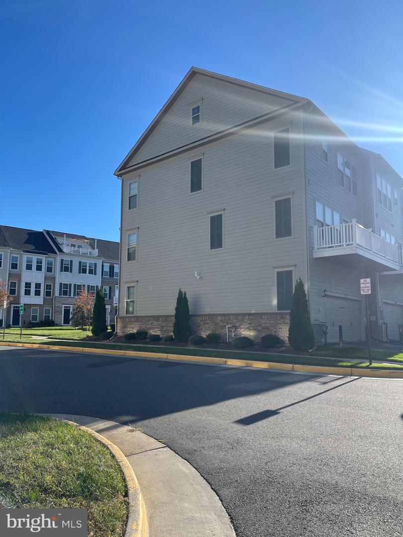 2073 ALDER LN, DUMFRIES, Virginia 22026, 3 Bedrooms Bedrooms, ,2 BathroomsBathrooms,Residential,For sale,2073 ALDER LN,VAPW2107162 MLS # VAPW2107162 2073 ALDER LN, DUMFRIES, Virginia 22026, 3 Bedrooms Bedrooms, ,2 BathroomsBathrooms,Residential,For sale,2073 ALDER LN,VAPW2107162 MLS # VAPW2107162