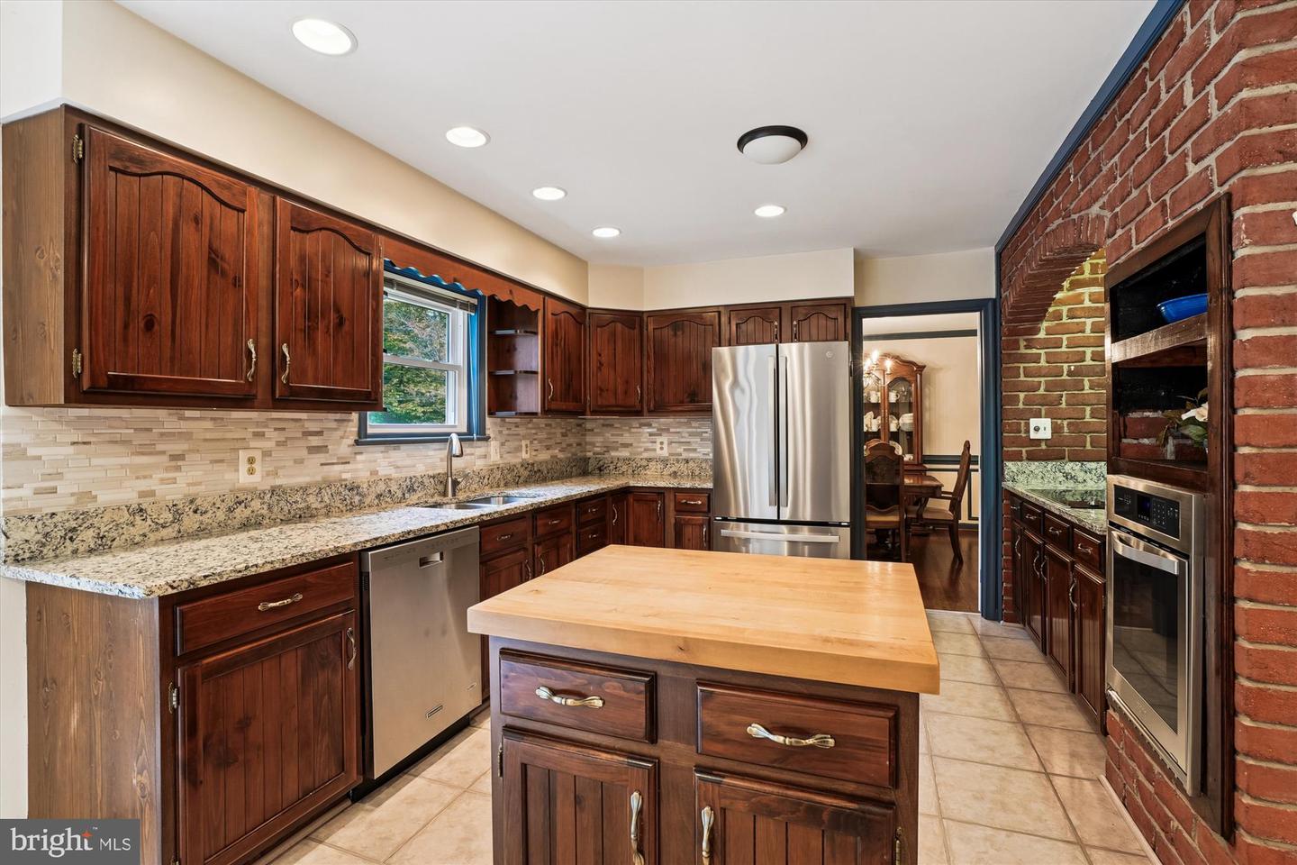 12650 LANDVIEW DR, MANASSAS, Virginia 20112, 4 Bedrooms Bedrooms, ,2 BathroomsBathrooms,Residential,For sale,12650 LANDVIEW DR,VAPW2107176 MLS # VAPW2107176 12650 LANDVIEW DR, MANASSAS, Virginia 20112, 4 Bedrooms Bedrooms, ,2 BathroomsBathrooms,Residential,For sale,12650 LANDVIEW DR,VAPW2107176 MLS # VAPW2107176