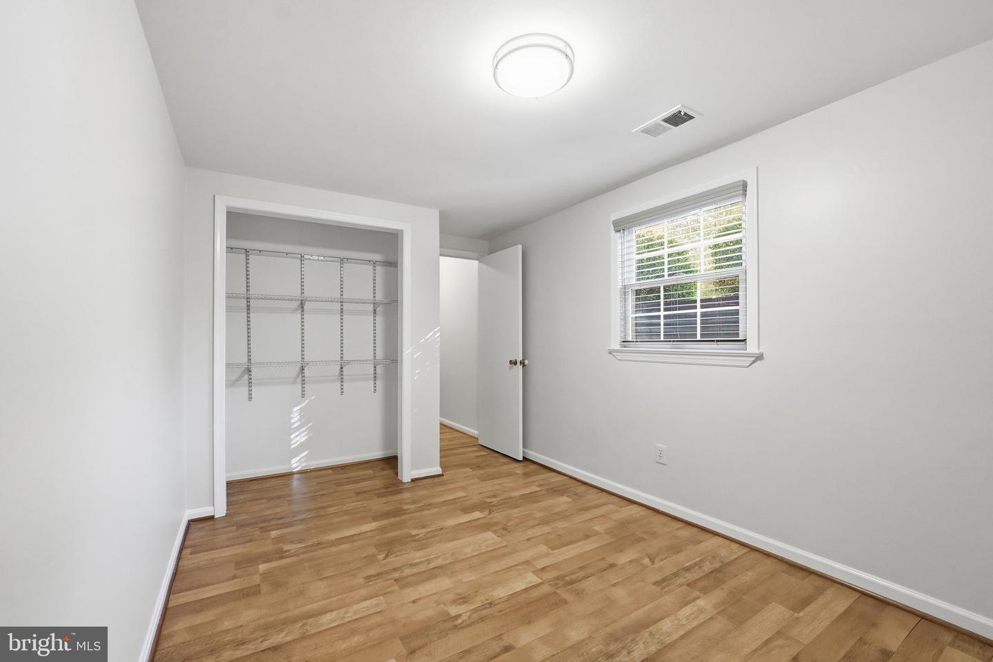 2804 LAFORA CT, VIENNA, Virginia 22180, 4 Bedrooms Bedrooms, ,2 BathroomsBathrooms,Residential,For sale,2804 LAFORA CT,VAFX2277428 MLS # VAFX2277428 2804 LAFORA CT, VIENNA, Virginia 22180, 4 Bedrooms Bedrooms, ,2 BathroomsBathrooms,Residential,For sale,2804 LAFORA CT,VAFX2277428 MLS # VAFX2277428