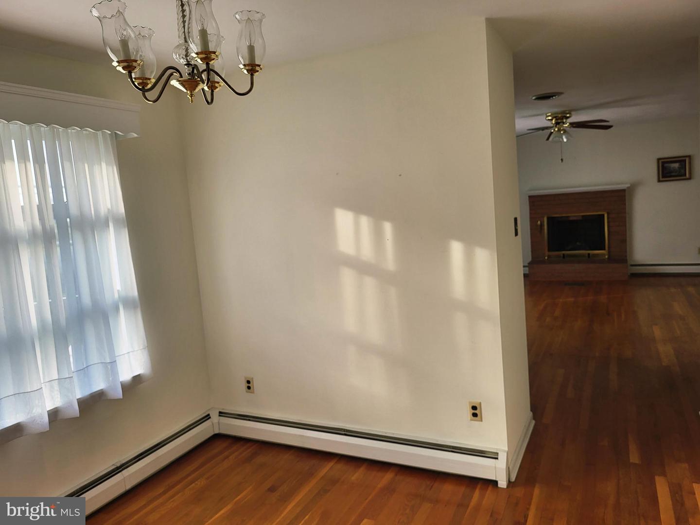 1327 FRONT ROYAL PIKE, WINCHESTER, Virginia 22602, 3 Bedrooms Bedrooms, 8 Rooms Rooms,1 BathroomBathrooms,Residential,For sale,1327 FRONT ROYAL PIKE,VAFV2037834 MLS # VAFV2037834 1327 FRONT ROYAL PIKE, WINCHESTER, Virginia 22602, 3 Bedrooms Bedrooms, 8 Rooms Rooms,1 BathroomBathrooms,Residential,For sale,1327 FRONT ROYAL PIKE,VAFV2037834 MLS # VAFV2037834