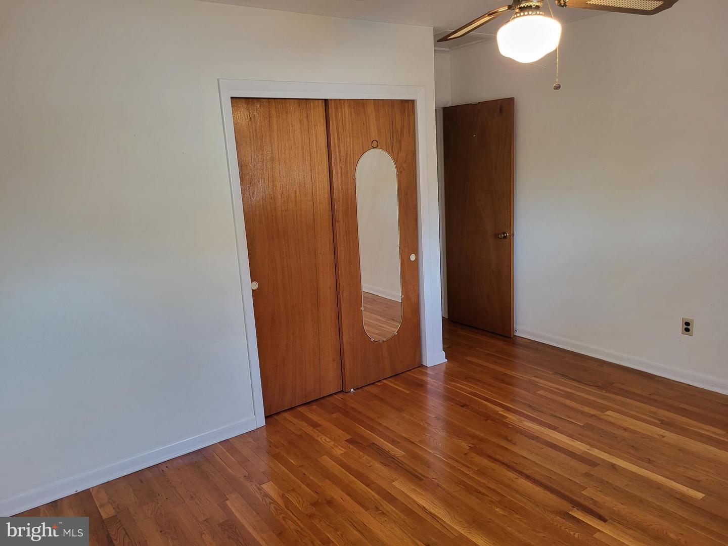 1327 FRONT ROYAL PIKE, WINCHESTER, Virginia 22602, 3 Bedrooms Bedrooms, 8 Rooms Rooms,1 BathroomBathrooms,Residential,For sale,1327 FRONT ROYAL PIKE,VAFV2037834 MLS # VAFV2037834 1327 FRONT ROYAL PIKE, WINCHESTER, Virginia 22602, 3 Bedrooms Bedrooms, 8 Rooms Rooms,1 BathroomBathrooms,Residential,For sale,1327 FRONT ROYAL PIKE,VAFV2037834 MLS # VAFV2037834