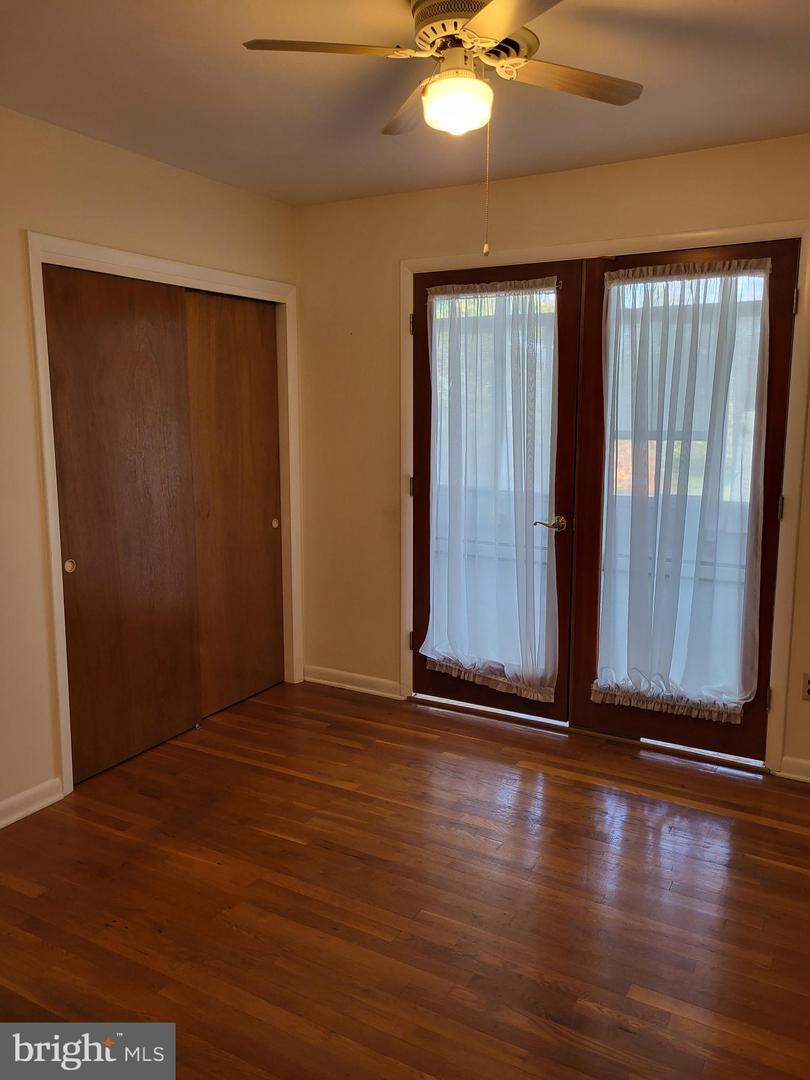 1327 FRONT ROYAL PIKE, WINCHESTER, Virginia 22602, 3 Bedrooms Bedrooms, 8 Rooms Rooms,1 BathroomBathrooms,Residential,For sale,1327 FRONT ROYAL PIKE,VAFV2037834 MLS # VAFV2037834 1327 FRONT ROYAL PIKE, WINCHESTER, Virginia 22602, 3 Bedrooms Bedrooms, 8 Rooms Rooms,1 BathroomBathrooms,Residential,For sale,1327 FRONT ROYAL PIKE,VAFV2037834 MLS # VAFV2037834