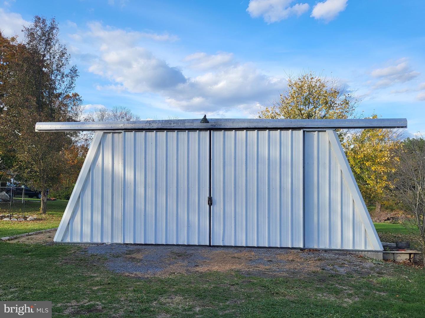 1327 FRONT ROYAL PIKE, WINCHESTER, Virginia 22602, 3 Bedrooms Bedrooms, 8 Rooms Rooms,1 BathroomBathrooms,Residential,For sale,1327 FRONT ROYAL PIKE,VAFV2037834 MLS # VAFV2037834 1327 FRONT ROYAL PIKE, WINCHESTER, Virginia 22602, 3 Bedrooms Bedrooms, 8 Rooms Rooms,1 BathroomBathrooms,Residential,For sale,1327 FRONT ROYAL PIKE,VAFV2037834 MLS # VAFV2037834