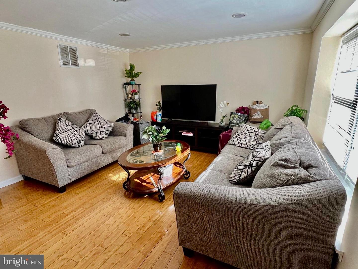 3331 WYNDALE CT, WOODBRIDGE, Virginia 22192, 4 Bedrooms Bedrooms, ,3 BathroomsBathrooms,Residential,For sale,3331 WYNDALE CT,VAPW2107224 MLS # VAPW2107224 3331 WYNDALE CT, WOODBRIDGE, Virginia 22192, 4 Bedrooms Bedrooms, ,3 BathroomsBathrooms,Residential,For sale,3331 WYNDALE CT,VAPW2107224 MLS # VAPW2107224