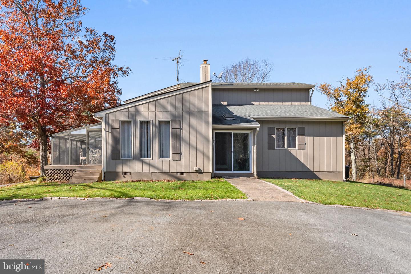 289 WESTVIEW DR, WINCHESTER, Virginia 22603, 3 Bedrooms Bedrooms, ,2 BathroomsBathrooms,Residential,For sale,289 WESTVIEW DR,VAFV2037844 MLS # VAFV2037844 289 WESTVIEW DR, WINCHESTER, Virginia 22603, 3 Bedrooms Bedrooms, ,2 BathroomsBathrooms,Residential,For sale,289 WESTVIEW DR,VAFV2037844 MLS # VAFV2037844