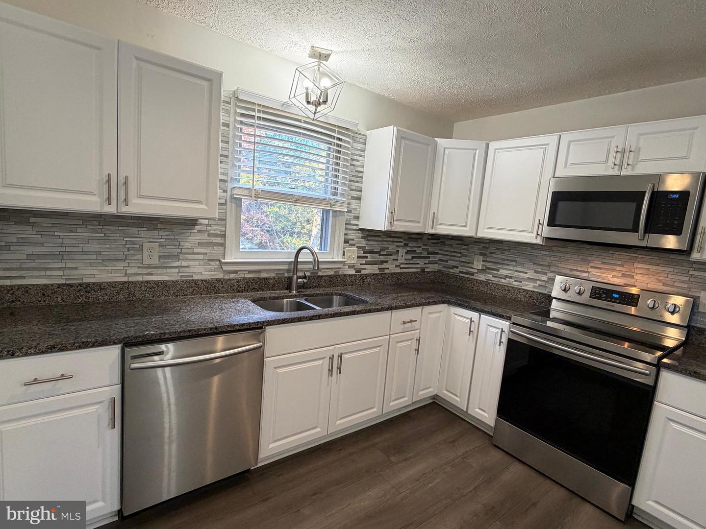 133 CARDINAL LN, WINCHESTER, Virginia 22602, 4 Bedrooms Bedrooms, ,2 BathroomsBathrooms,Residential,For sale,133 CARDINAL LN,VAFV2037846 MLS # VAFV2037846 133 CARDINAL LN, WINCHESTER, Virginia 22602, 4 Bedrooms Bedrooms, ,2 BathroomsBathrooms,Residential,For sale,133 CARDINAL LN,VAFV2037846 MLS # VAFV2037846