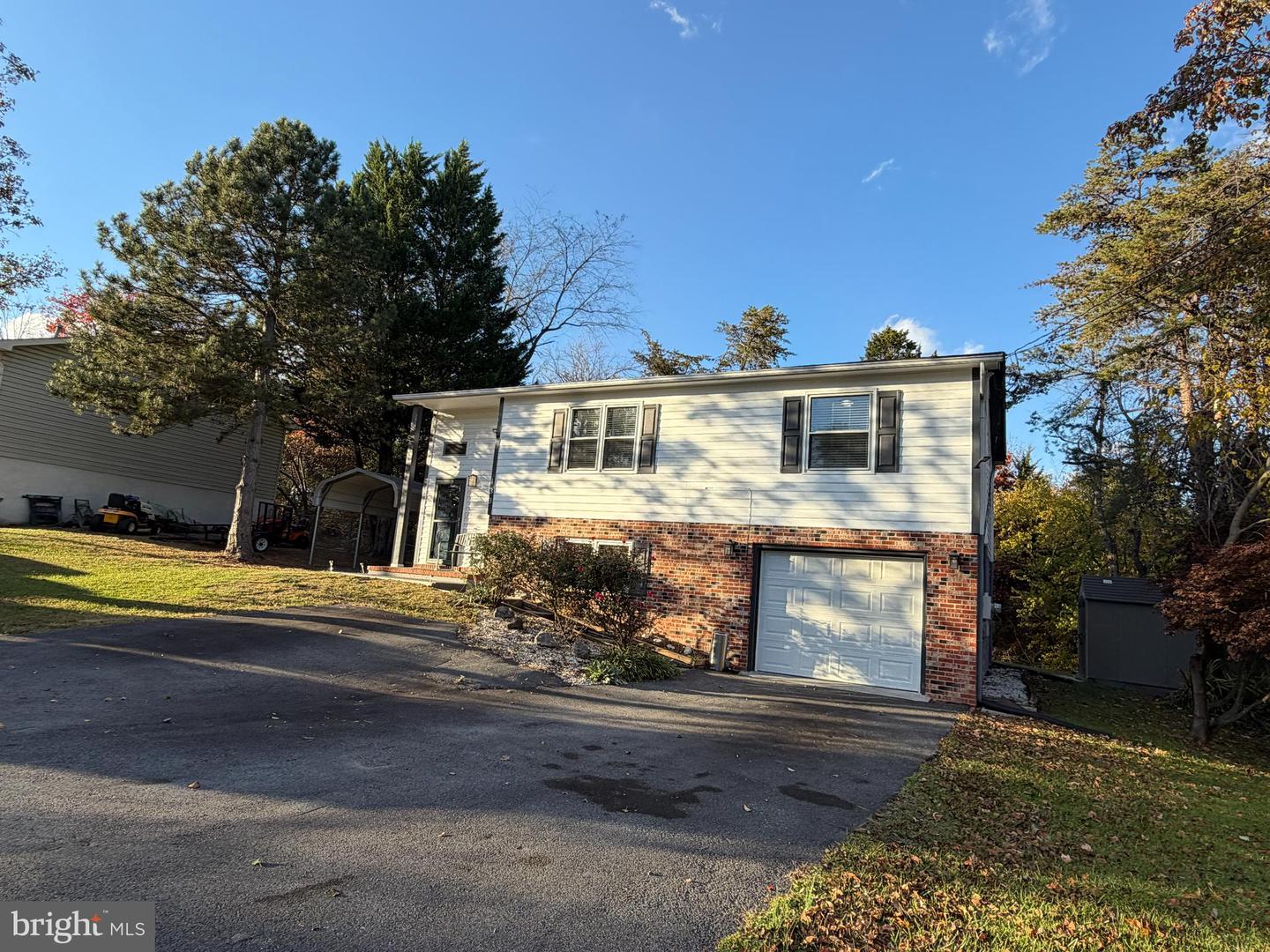 133 CARDINAL LN, WINCHESTER, Virginia 22602, 4 Bedrooms Bedrooms, ,2 BathroomsBathrooms,Residential,For sale,133 CARDINAL LN,VAFV2037846 MLS # VAFV2037846 133 CARDINAL LN, WINCHESTER, Virginia 22602, 4 Bedrooms Bedrooms, ,2 BathroomsBathrooms,Residential,For sale,133 CARDINAL LN,VAFV2037846 MLS # VAFV2037846