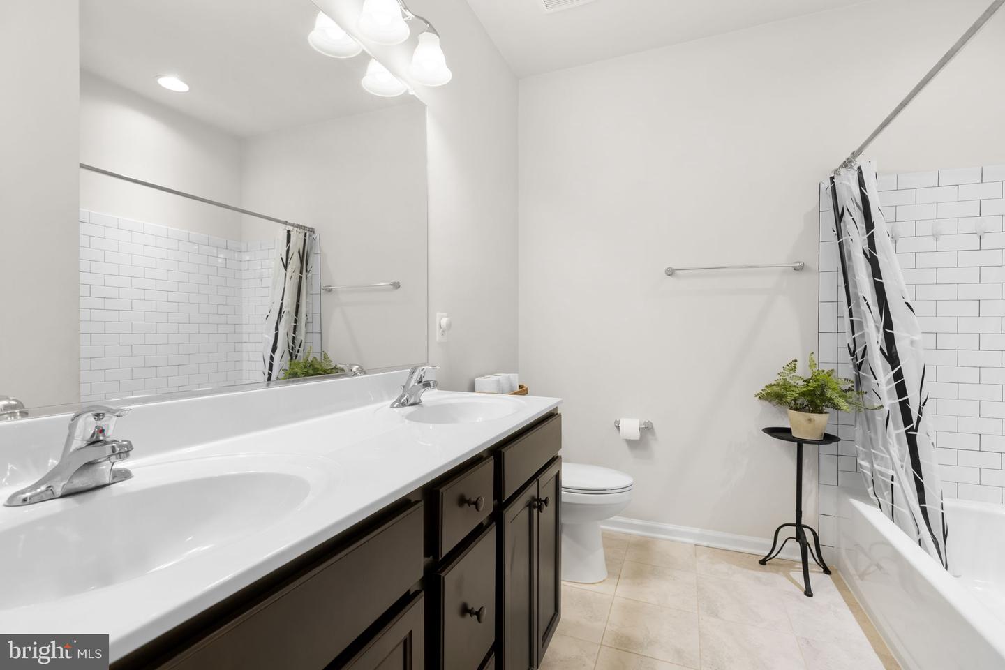 499 POPLAR RD, FREDERICKSBURG, Virginia 22406, 5 Bedrooms Bedrooms, ,4 BathroomsBathrooms,Residential,For sale,499 POPLAR RD,VAST2043990 MLS # VAST2043990 499 POPLAR RD, FREDERICKSBURG, Virginia 22406, 5 Bedrooms Bedrooms, ,4 BathroomsBathrooms,Residential,For sale,499 POPLAR RD,VAST2043990 MLS # VAST2043990