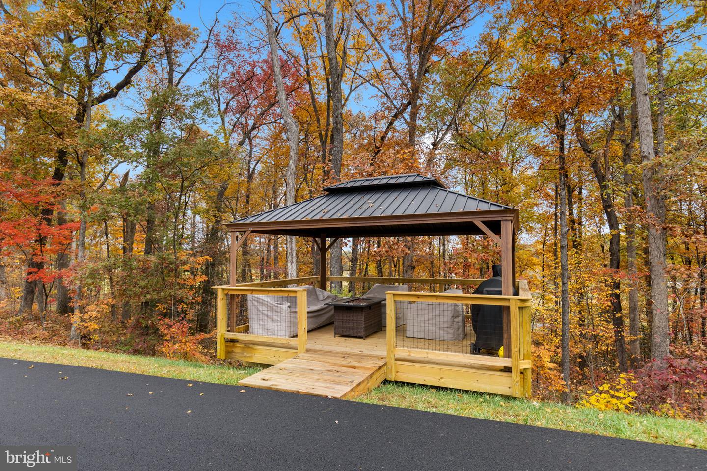 499 POPLAR RD, FREDERICKSBURG, Virginia 22406, 5 Bedrooms Bedrooms, ,4 BathroomsBathrooms,Residential,For sale,499 POPLAR RD,VAST2043990 MLS # VAST2043990 499 POPLAR RD, FREDERICKSBURG, Virginia 22406, 5 Bedrooms Bedrooms, ,4 BathroomsBathrooms,Residential,For sale,499 POPLAR RD,VAST2043990 MLS # VAST2043990