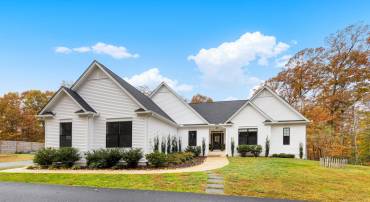 499 POPLAR RD, FREDERICKSBURG, Virginia 22406, 5 Bedrooms Bedrooms, ,4 BathroomsBathrooms,Residential,For sale,499 POPLAR RD,VAST2043990 MLS # VAST2043990