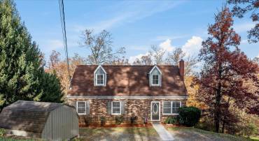 66 HIGHLAND PARK LN, FRONT ROYAL, Virginia 22630, 4 Bedrooms Bedrooms, 5 Rooms Rooms,4 BathroomsBathrooms,Residential,For sale,66 HIGHLAND PARK LN,VAWR2012700 MLS # VAWR2012700