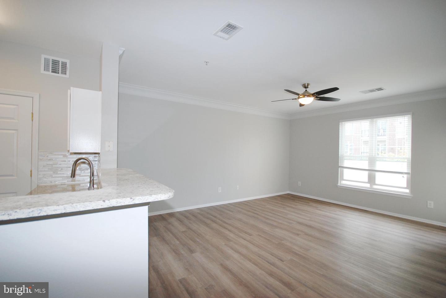 1571 SPRING GATE DR #6209, MCLEAN, Virginia 22102, 1 Bedroom Bedrooms, ,1 BathroomBathrooms,Residential,For sale,1571 SPRING GATE DR #6209,VAFX2277528 MLS # VAFX2277528 1571 SPRING GATE DR #6209, MCLEAN, Virginia 22102, 1 Bedroom Bedrooms, ,1 BathroomBathrooms,Residential,For sale,1571 SPRING GATE DR #6209,VAFX2277528 MLS # VAFX2277528