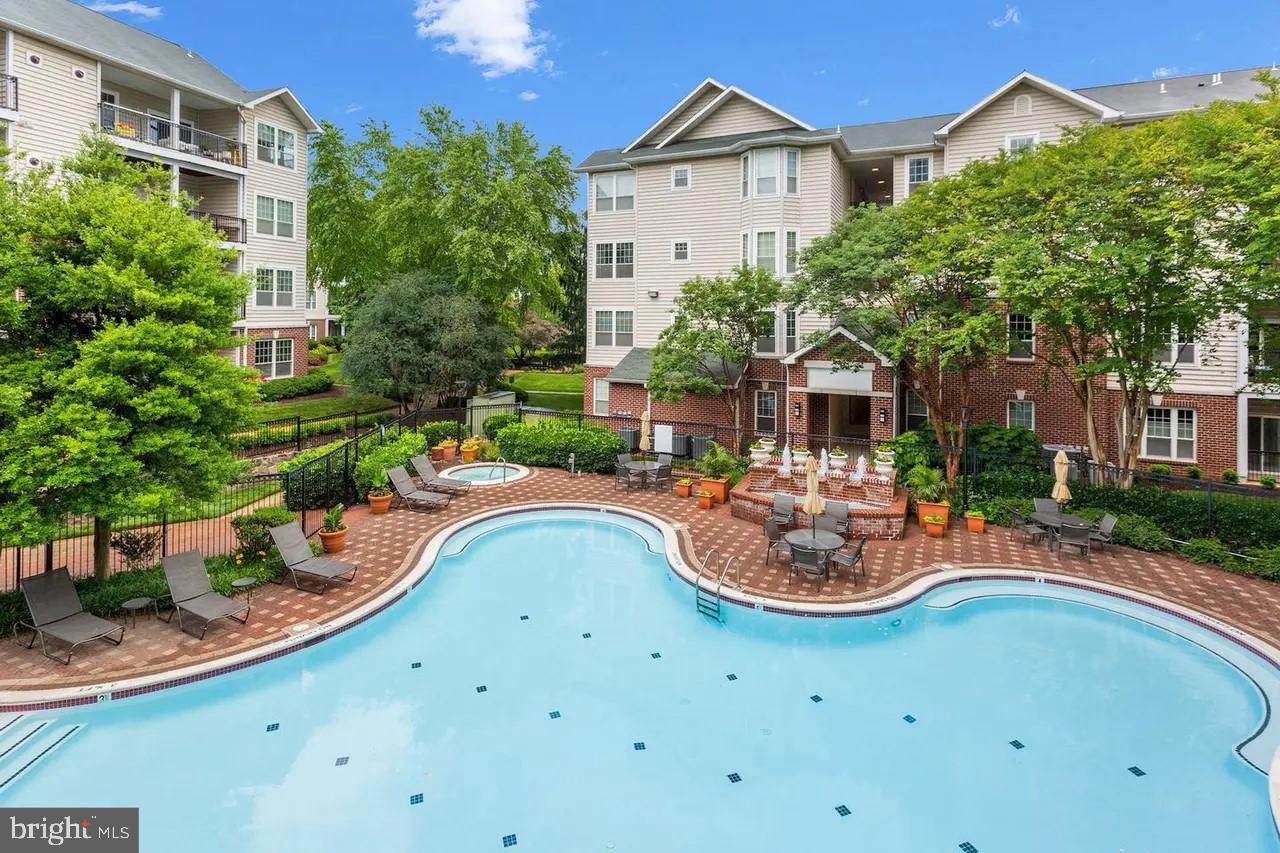 1571 SPRING GATE DR #6209, MCLEAN, Virginia 22102, 1 Bedroom Bedrooms, ,1 BathroomBathrooms,Residential,For sale,1571 SPRING GATE DR #6209,VAFX2277528 MLS # VAFX2277528 1571 SPRING GATE DR #6209, MCLEAN, Virginia 22102, 1 Bedroom Bedrooms, ,1 BathroomBathrooms,Residential,For sale,1571 SPRING GATE DR #6209,VAFX2277528 MLS # VAFX2277528