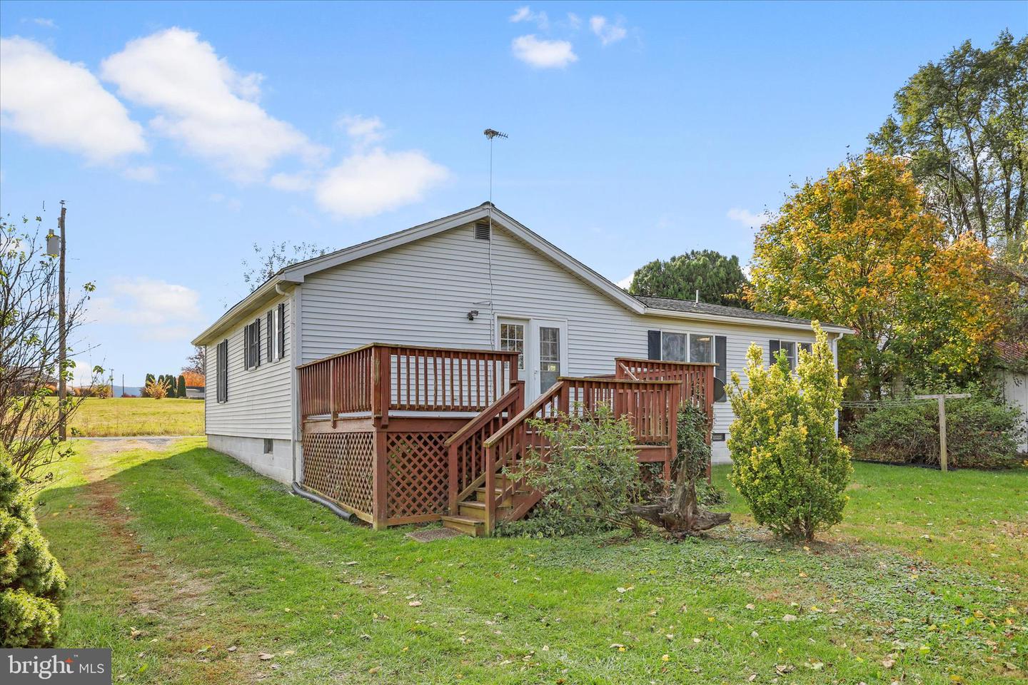 80 HONEYSUCKLE AVE, WOODSTOCK, Virginia 22664, 2 Bedrooms Bedrooms, 8 Rooms Rooms,2 BathroomsBathrooms,Residential,For sale,80 HONEYSUCKLE AVE,VASH2012922 MLS # VASH2012922 80 HONEYSUCKLE AVE, WOODSTOCK, Virginia 22664, 2 Bedrooms Bedrooms, 8 Rooms Rooms,2 BathroomsBathrooms,Residential,For sale,80 HONEYSUCKLE AVE,VASH2012922 MLS # VASH2012922
