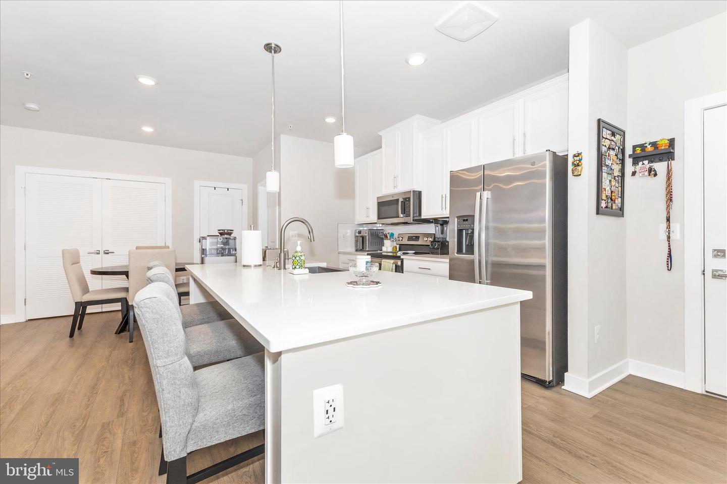 12865 MOSAIC PARK WAY #3J, HERNDON, Virginia 20171, 2 Bedrooms Bedrooms, ,2 BathroomsBathrooms,Residential,For sale,12865 MOSAIC PARK WAY #3J,VAFX2277830 MLS # VAFX2277830 12865 MOSAIC PARK WAY #3J, HERNDON, Virginia 20171, 2 Bedrooms Bedrooms, ,2 BathroomsBathrooms,Residential,For sale,12865 MOSAIC PARK WAY #3J,VAFX2277830 MLS # VAFX2277830