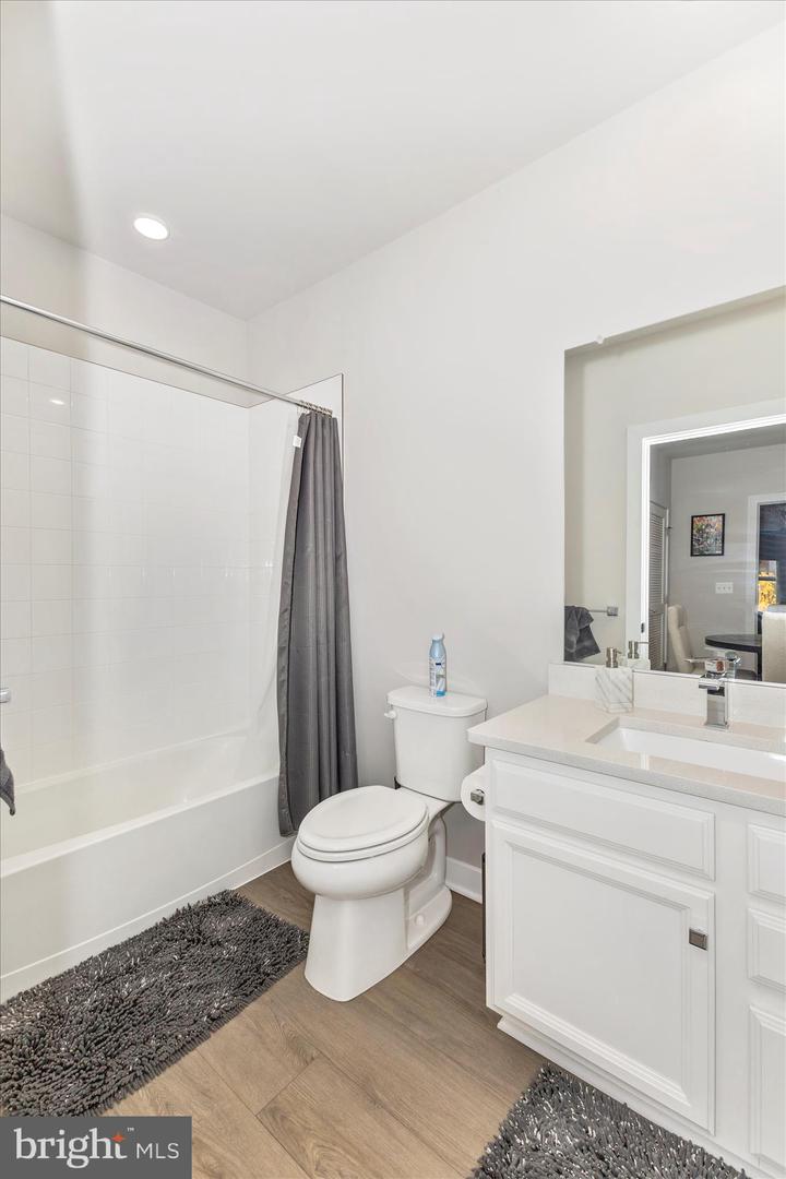 12865 MOSAIC PARK WAY #3J, HERNDON, Virginia 20171, 2 Bedrooms Bedrooms, ,2 BathroomsBathrooms,Residential,For sale,12865 MOSAIC PARK WAY #3J,VAFX2277830 MLS # VAFX2277830 12865 MOSAIC PARK WAY #3J, HERNDON, Virginia 20171, 2 Bedrooms Bedrooms, ,2 BathroomsBathrooms,Residential,For sale,12865 MOSAIC PARK WAY #3J,VAFX2277830 MLS # VAFX2277830