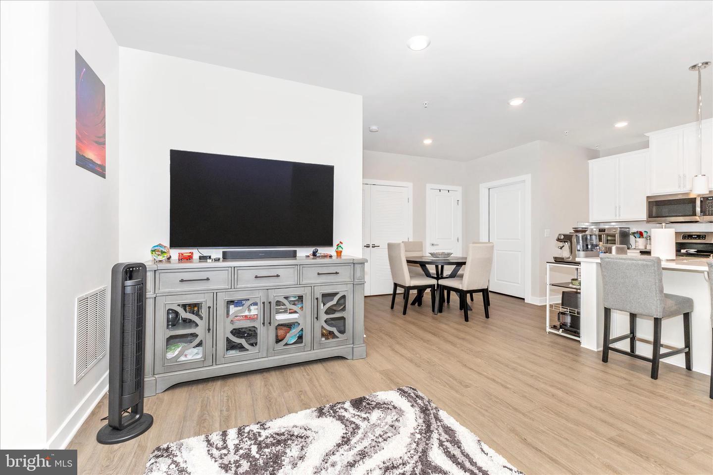 12865 MOSAIC PARK WAY #3J, HERNDON, Virginia 20171, 2 Bedrooms Bedrooms, ,2 BathroomsBathrooms,Residential,For sale,12865 MOSAIC PARK WAY #3J,VAFX2277830 MLS # VAFX2277830 12865 MOSAIC PARK WAY #3J, HERNDON, Virginia 20171, 2 Bedrooms Bedrooms, ,2 BathroomsBathrooms,Residential,For sale,12865 MOSAIC PARK WAY #3J,VAFX2277830 MLS # VAFX2277830