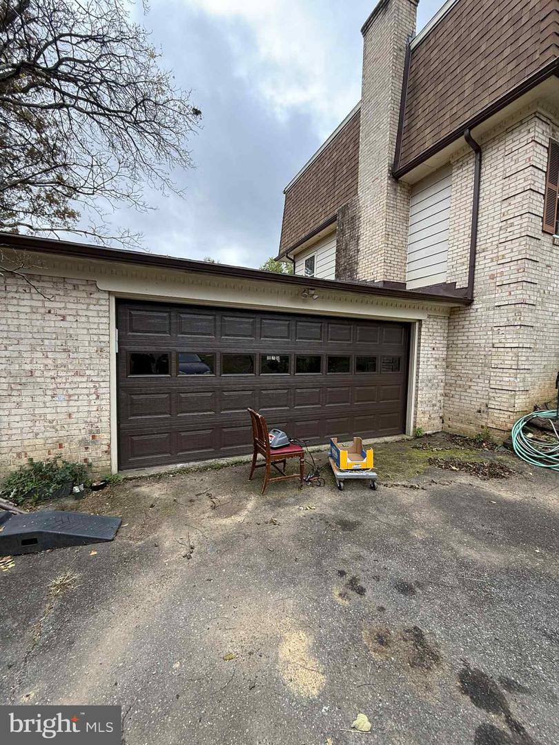 10209 OXFORDSHIRE RD, GREAT FALLS, Virginia 22066, 5 Bedrooms Bedrooms, ,3 BathroomsBathrooms,Residential,For sale,10209 OXFORDSHIRE RD,VAFX2277566 MLS # VAFX2277566