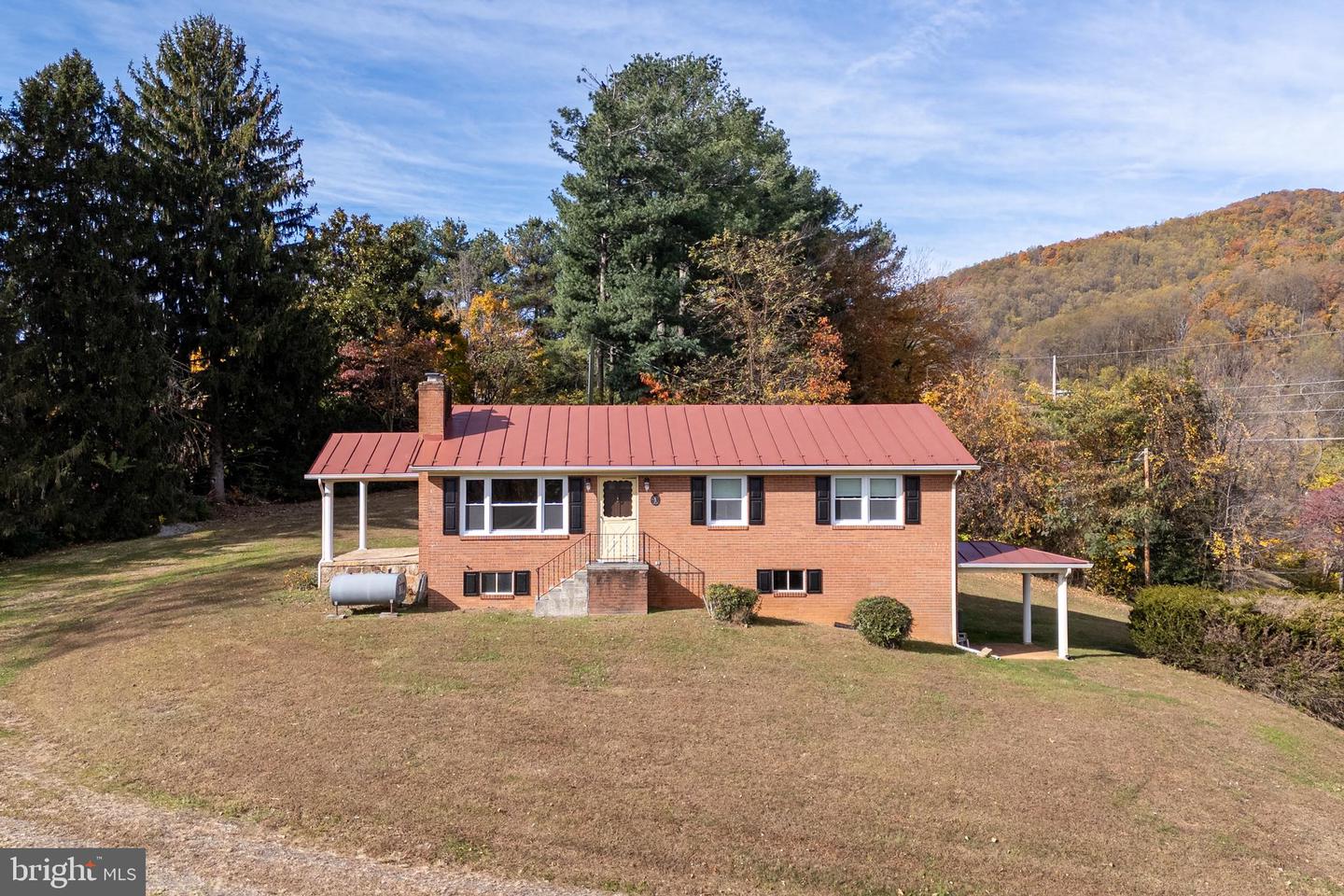 27 ATKINS RD, SPERRYVILLE, Virginia 22740, 3 Bedrooms Bedrooms, ,1 BathroomBathrooms,Residential,For sale,27 ATKINS RD,VARP2002380 MLS # VARP2002380 27 ATKINS RD, SPERRYVILLE, Virginia 22740, 3 Bedrooms Bedrooms, ,1 BathroomBathrooms,Residential,For sale,27 ATKINS RD,VARP2002380 MLS # VARP2002380