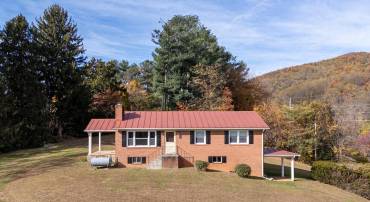 27 ATKINS RD, SPERRYVILLE, Virginia 22740, 3 Bedrooms Bedrooms, ,1 BathroomBathrooms,Residential,For sale,27 ATKINS RD,VARP2002380 MLS # VARP2002380