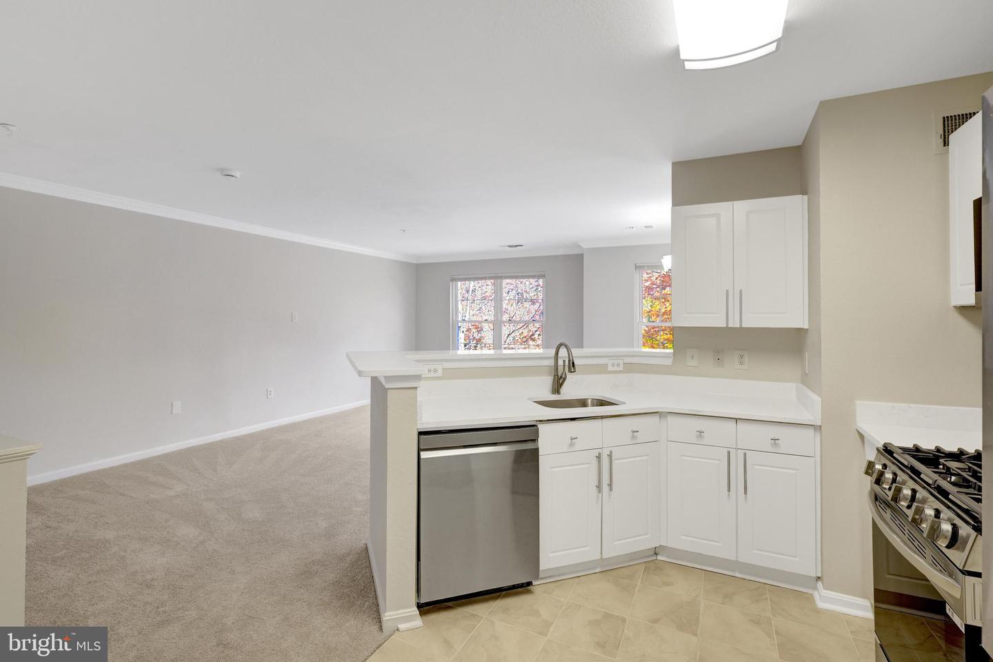 12899 FAIR BRIAR LN, FAIRFAX, Virginia 22033, 2 Bedrooms Bedrooms, ,1 BathroomBathrooms,Residential,For sale,12899 FAIR BRIAR LN,VAFX2277614 MLS # VAFX2277614