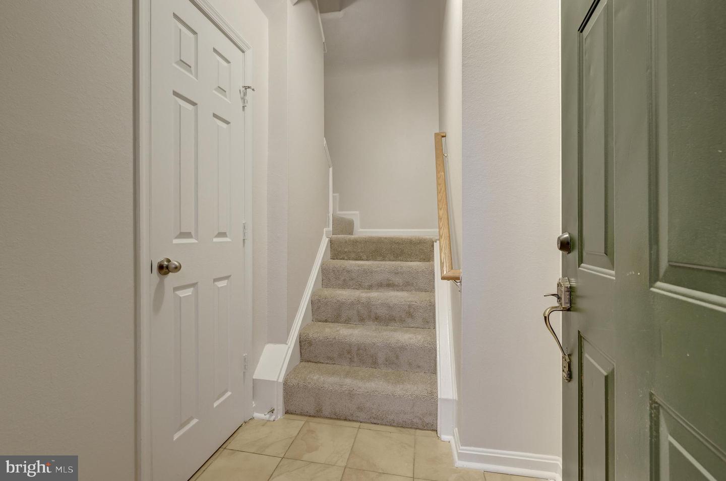 12899 FAIR BRIAR LN, FAIRFAX, Virginia 22033, 2 Bedrooms Bedrooms, ,1 BathroomBathrooms,Residential,For sale,12899 FAIR BRIAR LN,VAFX2277614 MLS # VAFX2277614