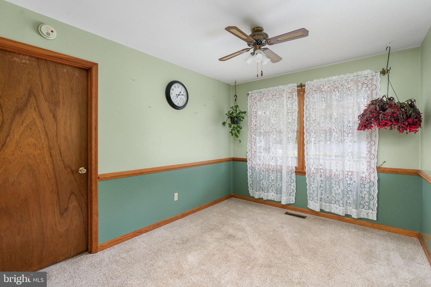 10722 LOVETT DR, FREDERICKSBURG, Virginia 22407, 3 Bedrooms Bedrooms, 10 Rooms Rooms,2 BathroomsBathrooms,Residential,For sale,10722 LOVETT DR,VASP2037424 MLS # VASP2037424 10722 LOVETT DR, FREDERICKSBURG, Virginia 22407, 3 Bedrooms Bedrooms, 10 Rooms Rooms,2 BathroomsBathrooms,Residential,For sale,10722 LOVETT DR,VASP2037424 MLS # VASP2037424