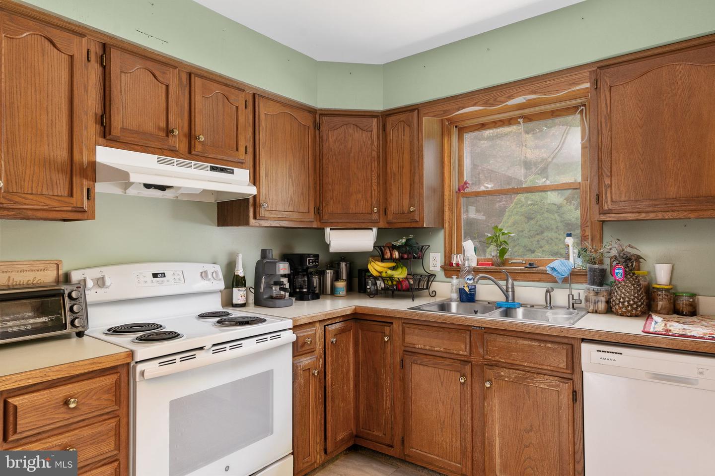 10722 LOVETT DR, FREDERICKSBURG, Virginia 22407, 3 Bedrooms Bedrooms, 10 Rooms Rooms,2 BathroomsBathrooms,Residential,For sale,10722 LOVETT DR,VASP2037424 MLS # VASP2037424 10722 LOVETT DR, FREDERICKSBURG, Virginia 22407, 3 Bedrooms Bedrooms, 10 Rooms Rooms,2 BathroomsBathrooms,Residential,For sale,10722 LOVETT DR,VASP2037424 MLS # VASP2037424