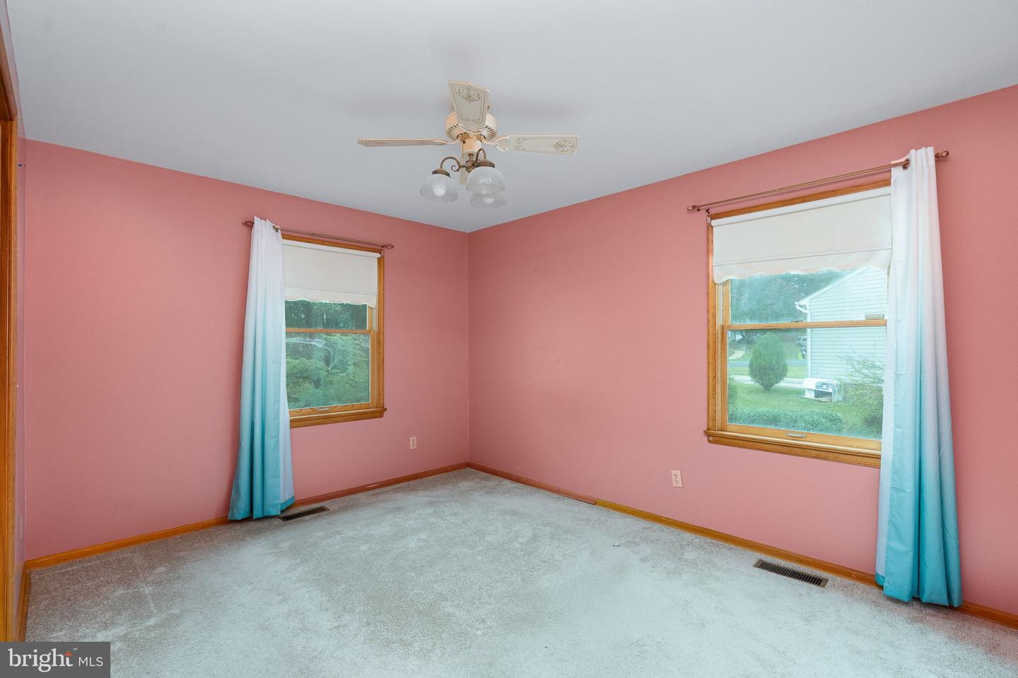 10722 LOVETT DR, FREDERICKSBURG, Virginia 22407, 3 Bedrooms Bedrooms, 10 Rooms Rooms,2 BathroomsBathrooms,Residential,For sale,10722 LOVETT DR,VASP2037424 MLS # VASP2037424 10722 LOVETT DR, FREDERICKSBURG, Virginia 22407, 3 Bedrooms Bedrooms, 10 Rooms Rooms,2 BathroomsBathrooms,Residential,For sale,10722 LOVETT DR,VASP2037424 MLS # VASP2037424