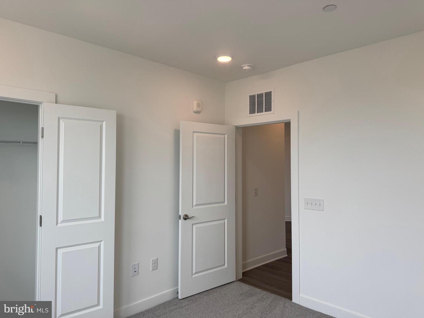 21731 DOVEKIE TER #408, ASHBURN, Virginia 20147, 2 Bedrooms Bedrooms, ,2 BathroomsBathrooms,Residential,For sale,21731 DOVEKIE TER #408,VALO2110488 MLS # VALO2110488 21731 DOVEKIE TER #408, ASHBURN, Virginia 20147, 2 Bedrooms Bedrooms, ,2 BathroomsBathrooms,Residential,For sale,21731 DOVEKIE TER #408,VALO2110488 MLS # VALO2110488