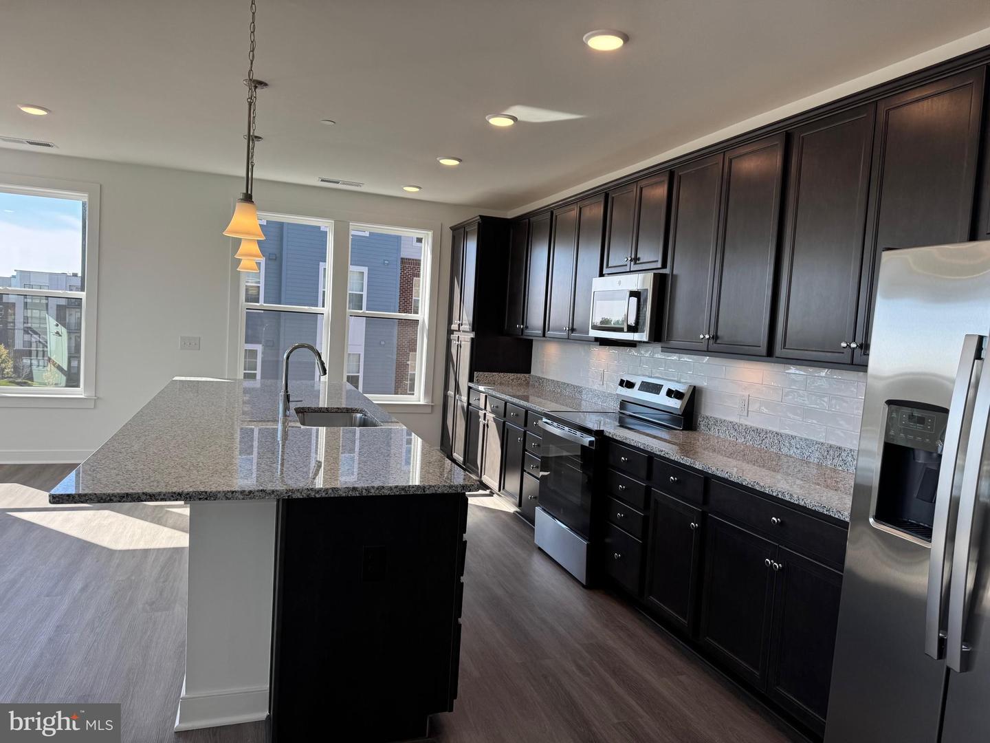21731 DOVEKIE TER #408, ASHBURN, Virginia 20147, 2 Bedrooms Bedrooms, ,2 BathroomsBathrooms,Residential,For sale,21731 DOVEKIE TER #408,VALO2110488 MLS # VALO2110488 21731 DOVEKIE TER #408, ASHBURN, Virginia 20147, 2 Bedrooms Bedrooms, ,2 BathroomsBathrooms,Residential,For sale,21731 DOVEKIE TER #408,VALO2110488 MLS # VALO2110488