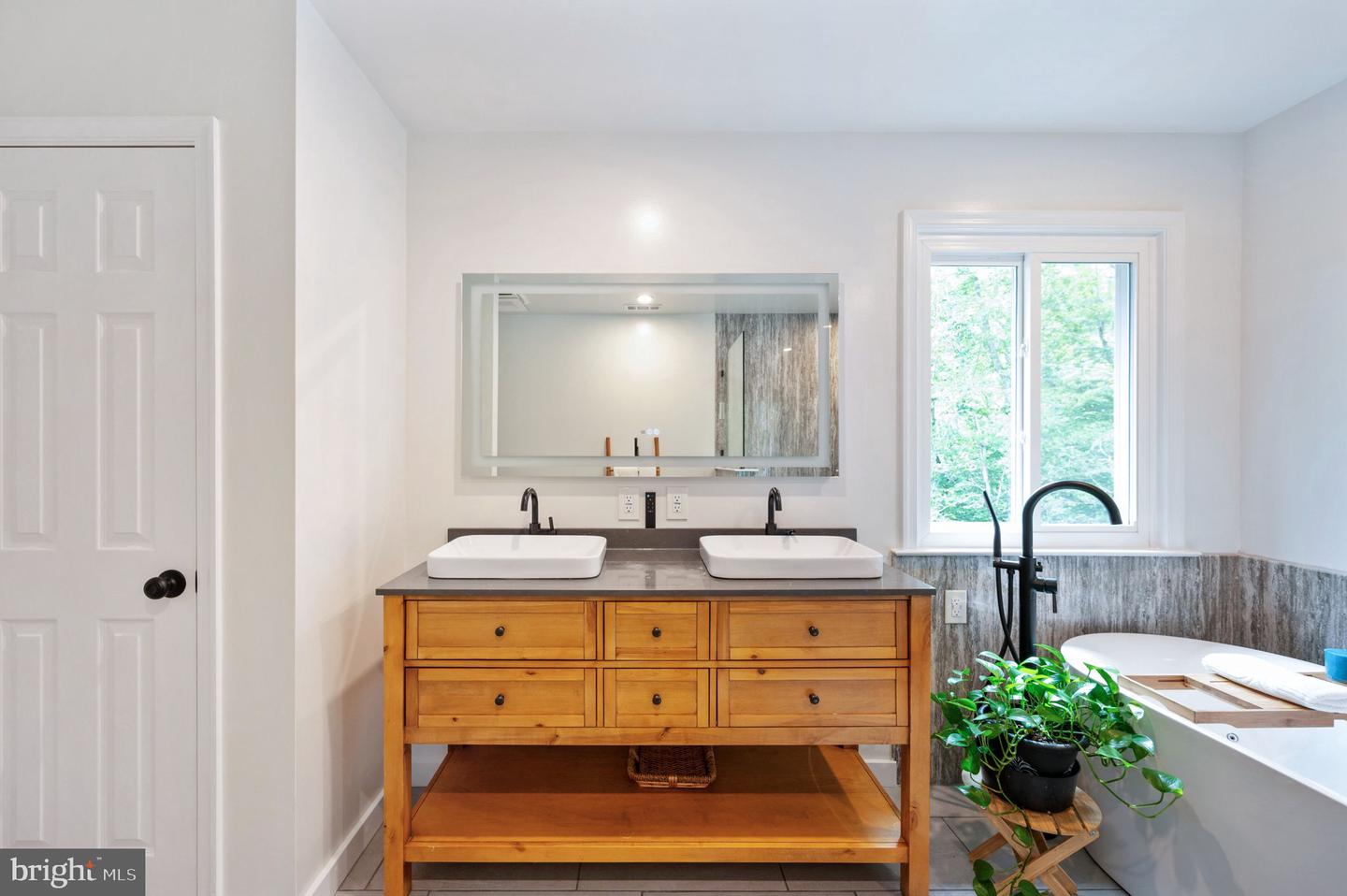 11434 PLEASANT DR, KING GEORGE, Virginia 22485, 4 Bedrooms Bedrooms, ,3 BathroomsBathrooms,Residential,For sale,11434 PLEASANT DR,VAKG2007242 MLS # VAKG2007242 11434 PLEASANT DR, KING GEORGE, Virginia 22485, 4 Bedrooms Bedrooms, ,3 BathroomsBathrooms,Residential,For sale,11434 PLEASANT DR,VAKG2007242 MLS # VAKG2007242